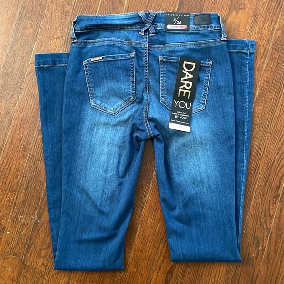 Celebrity Pink 3/26 Kickboot FlareDenim Jeans NWT - Picture 4 of 9